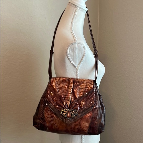 Sharif Stylish Brown Shoulder Bag with Snakeskin Texture and Snap Flap Closure - Picture 3 of 6